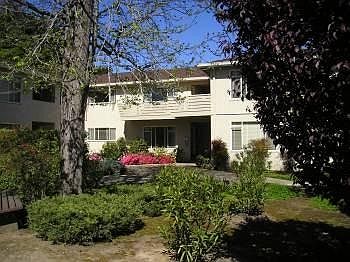 4th image of 425 Turner Ter APT 8