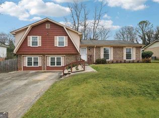 1315 Sanden Ferry Dr, Decatur, GA 30033