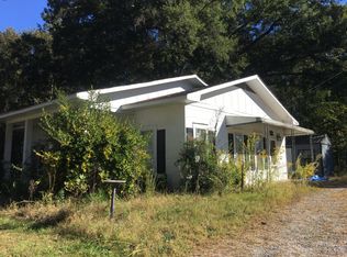 19 Pine Tree Rd, Falkville, AL 35622