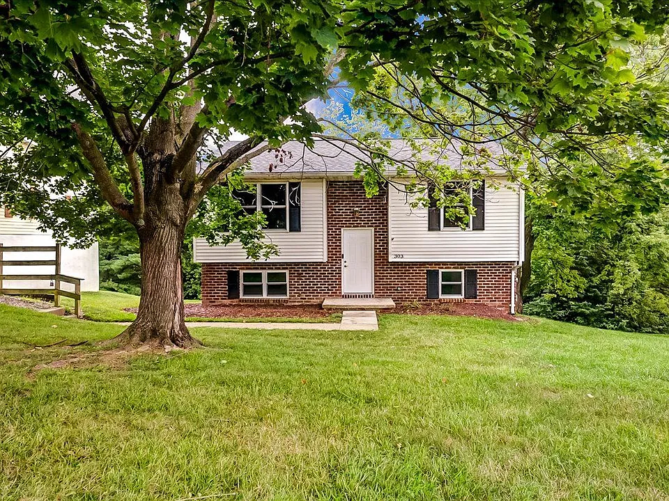 303 Luther Dr