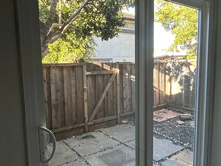 2233 Fairway Dr — Photo 9