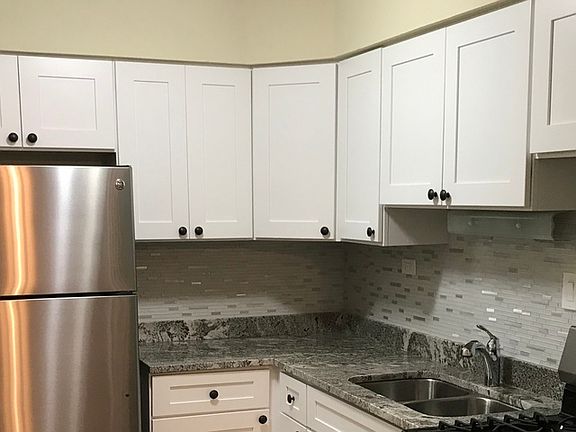 4th image of 5348 N Cumberland Ave #214-2