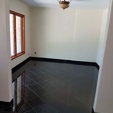 5th image of 176 Townsend Ave