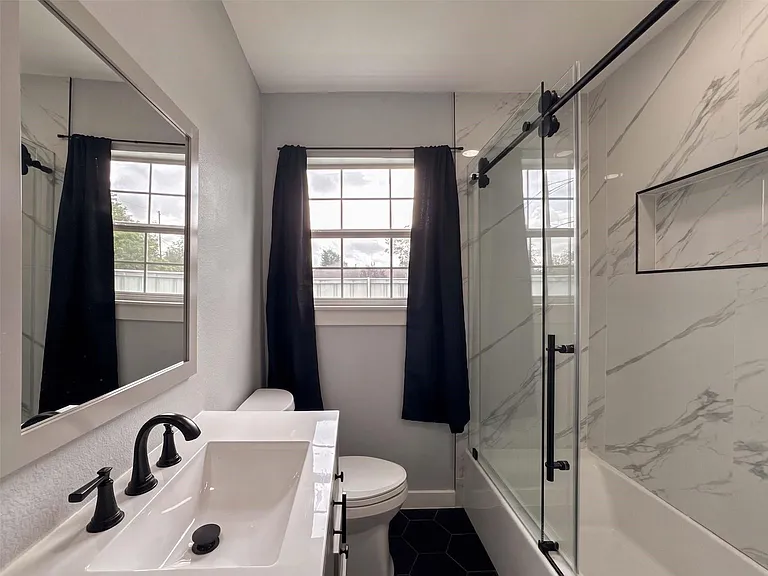 730 Dunkley Dr — Photo 24