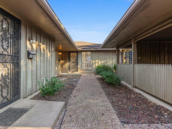 5th image of 4804 South Dr