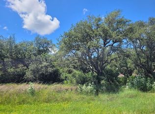 1117 Hickory Ave, Rockport, TX 78382