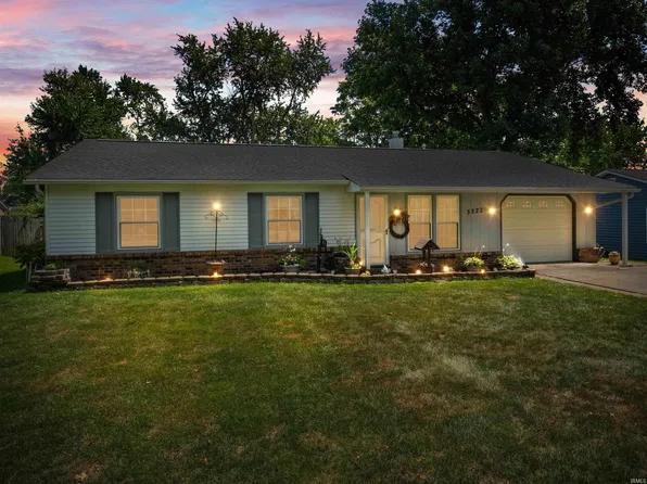 5227 Fernwood Ave, Fort Wayne, IN 46809