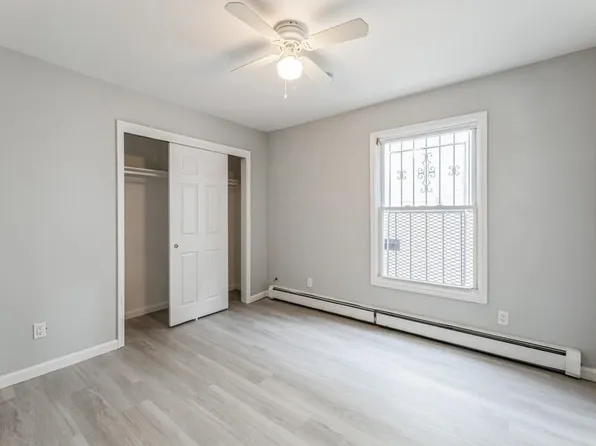 260 Randolph Avenue image 18 of 33