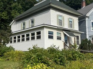 89 Pearl St, Saint Johnsbury, VT 05819