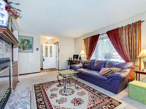 2nd image of 4190 White Bear Ave