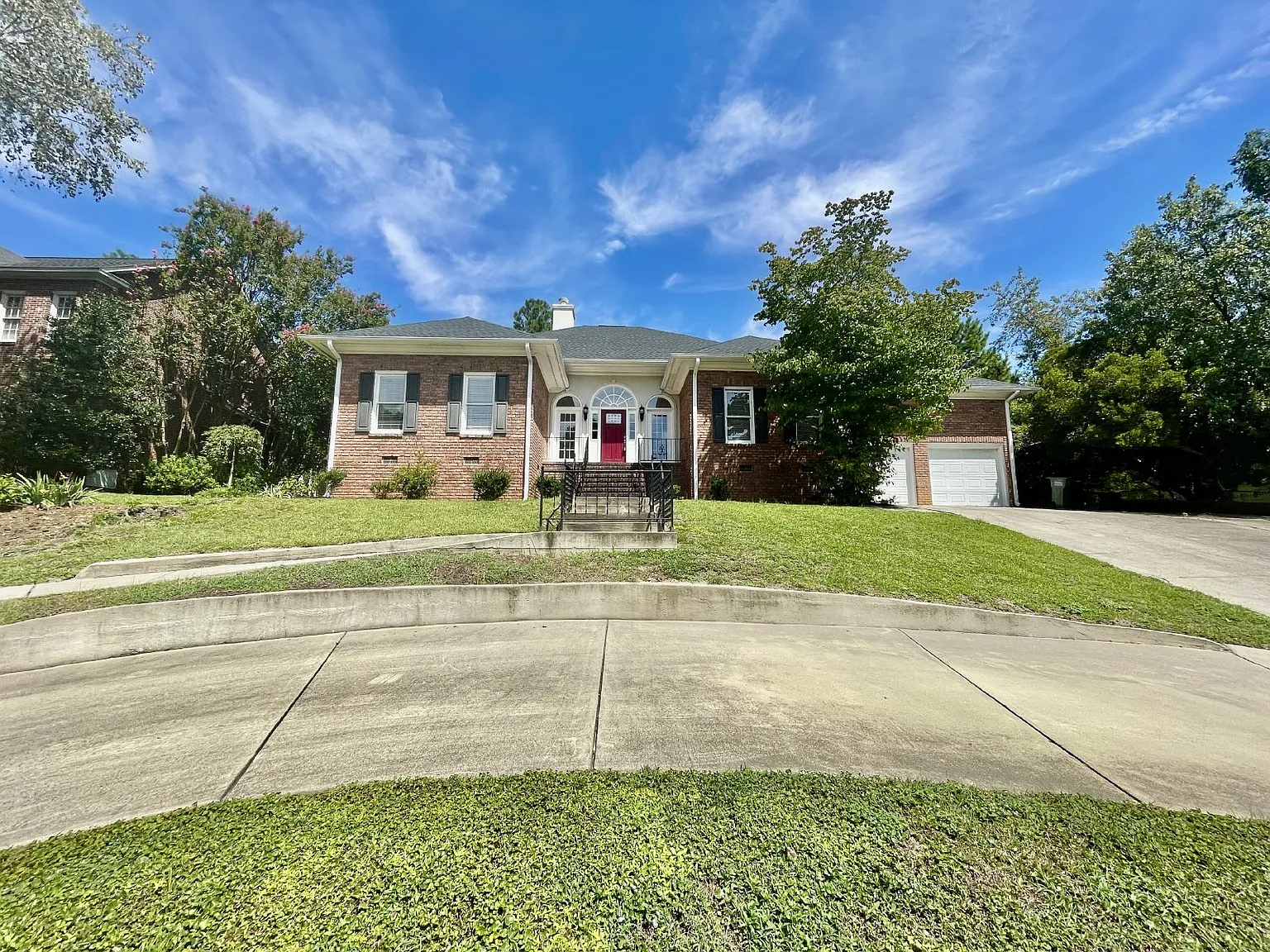 4 bed, 2.5 bath, 2807 sqft, $2,195 — Photo 3