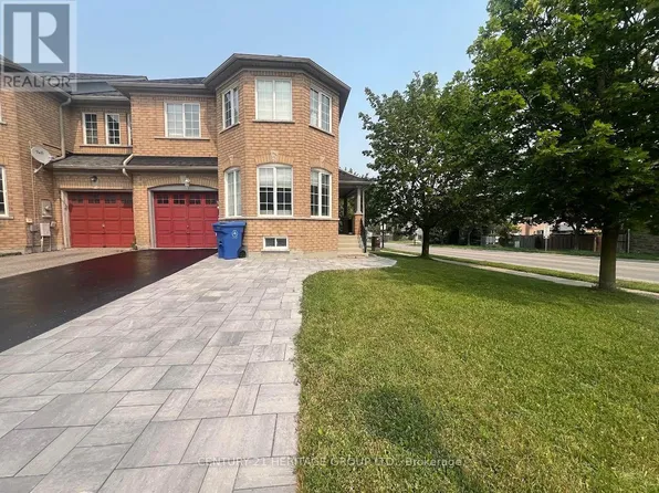 109 Bonshaw Ave, Newmarket, ON L3X 2R7