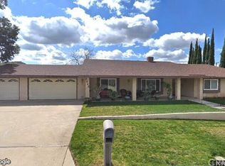 6640 Karen Ln, Jurupa Valley, CA 92509