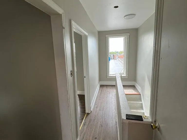 522 N 10th St — Photo 9