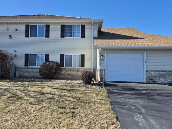 3952 Creekside Dr #16, Janesville, WI 53548