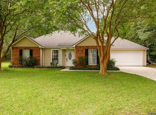 38125 Hidden Point Dr, Geismar, LA 70734