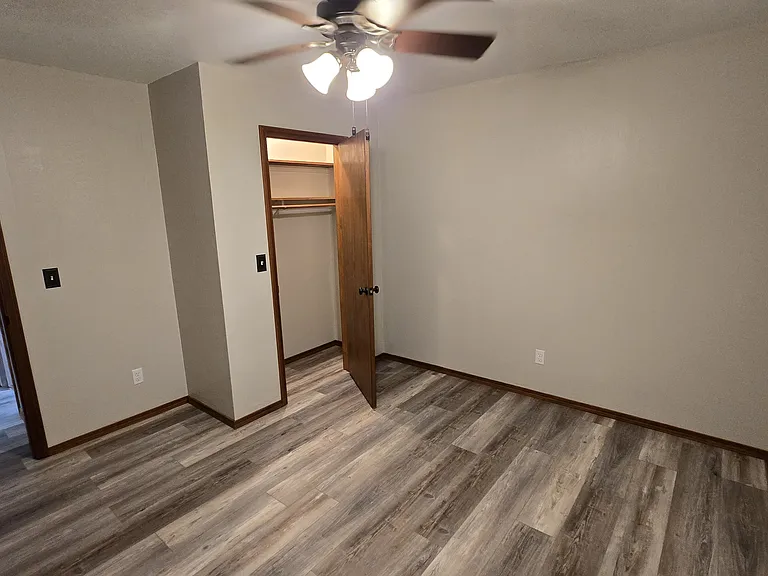 2731 S Moore Ave #A — Photo 18