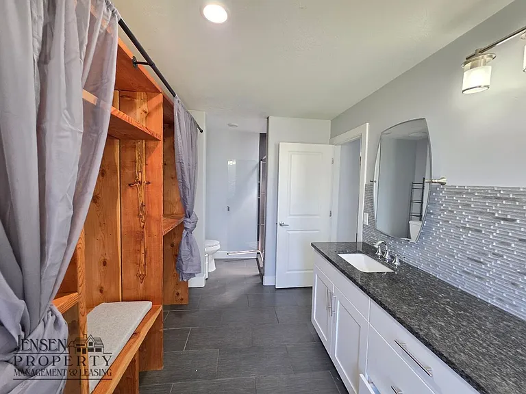 1151 W Wesley Powell Dr — Photo 18