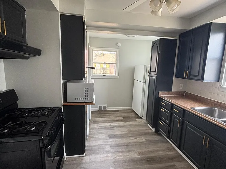 18603 Arrowhead Ave — Photo 6