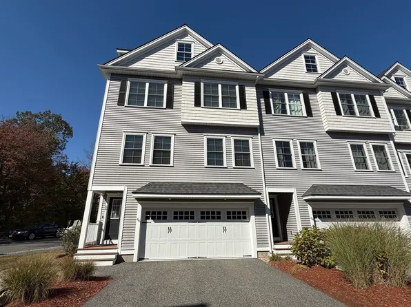 66 Compass Poin #66, North Andover, MA 01845
