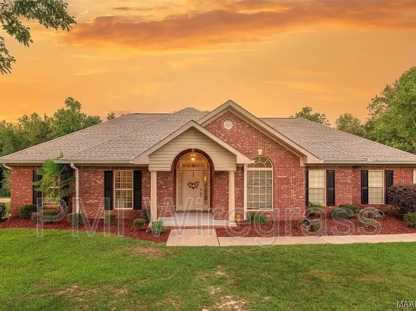 110 Riverwood Dr, Enterprise, AL 36330