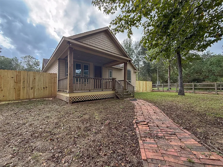 14908 Hannah Way — Photo 2
