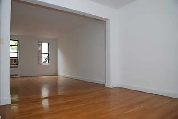 Rented by Buchbinder & Warren | media 26