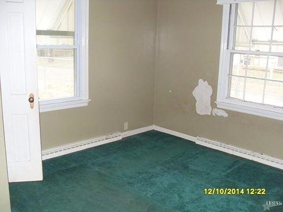4th image of 1525 Johnson St