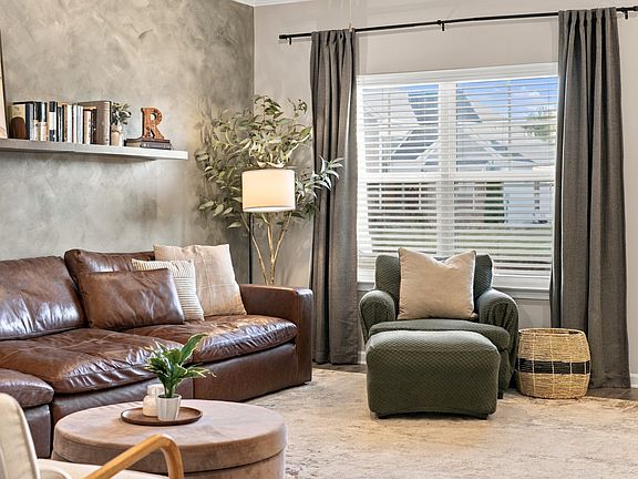 5th image of 362 Ruby Cate Way