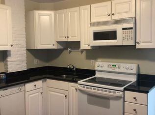 96 4th Ave #1, Lowell, MA 01854