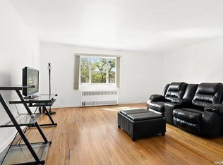 225-33 Hillside Ave #20, Queens Village, NY 11427
