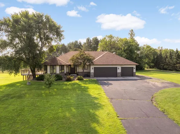 14635 Raspberry Dr, Rogers, MN 55374