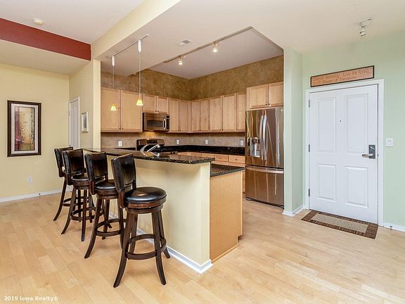 3rd image of 118 Water St APT 325
