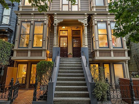 2nd image of 210A Fair Oaks St #A