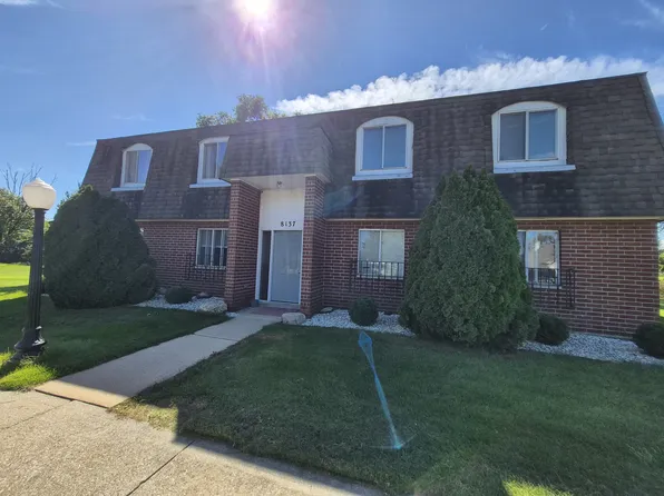 8137 Pine Island Ter APT A, Crown Pt, IN 46307