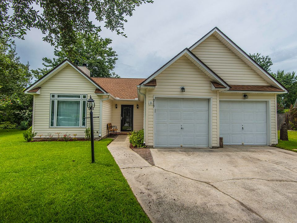 1st image of 213 Toura Ct