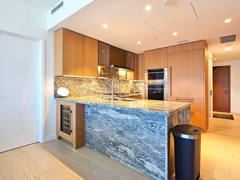 1100 Ala Moana Blvd #2703 — Photo 7
