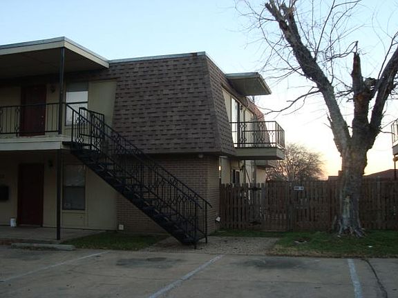 3rd image of 6613 Berke Pl