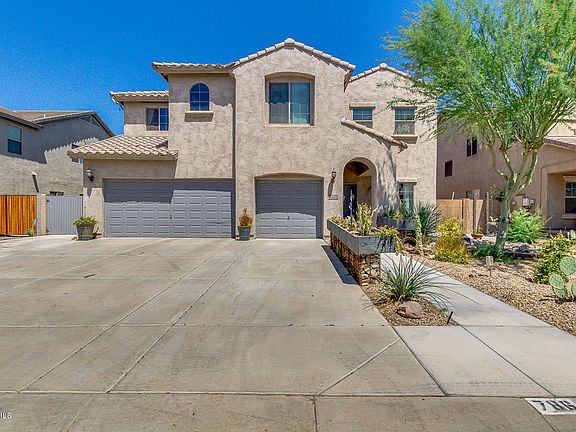 2nd image of 786 E Sun Valley Farms Ln