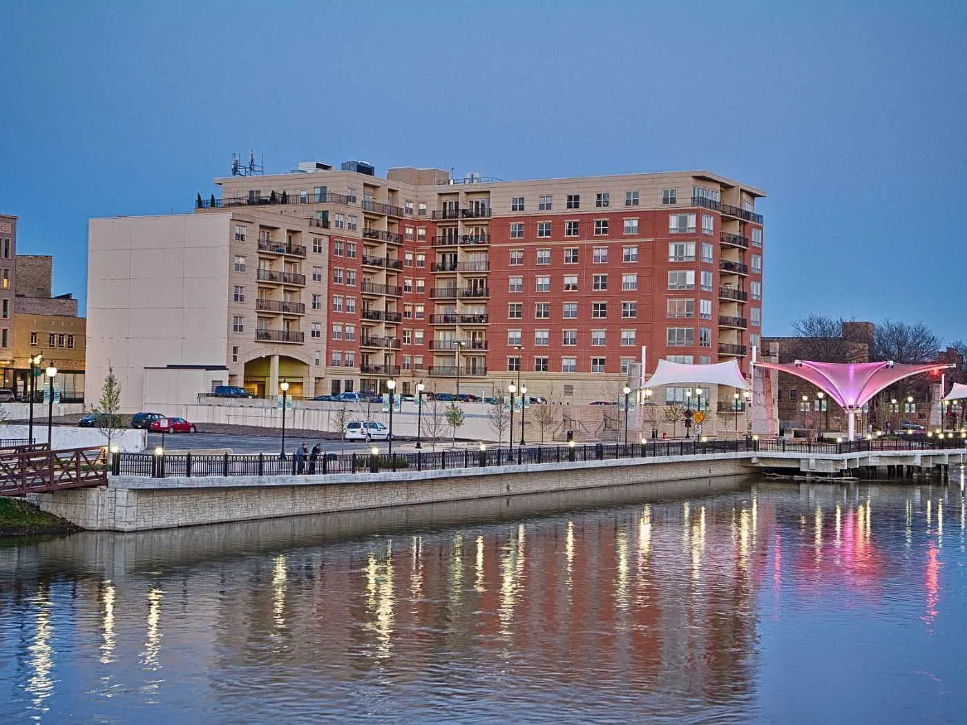 1 bed, 745 sqft, $1,700 — Photo 1