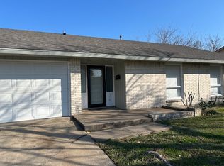 718 Springlake Dr, Garland, TX 75043