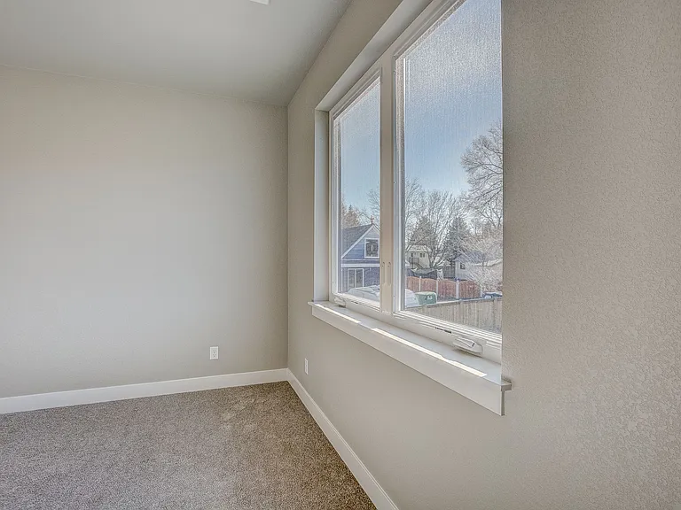817 Cherokee Dr — Photo 23