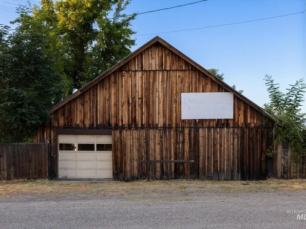 8389 Florence St, Letha, ID 83636