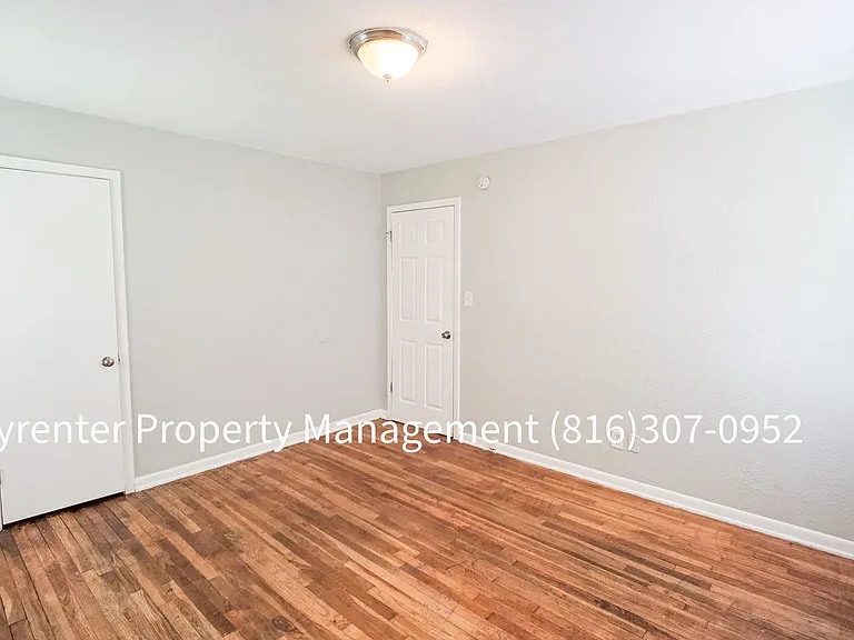 6626 College Ave — Photo 14