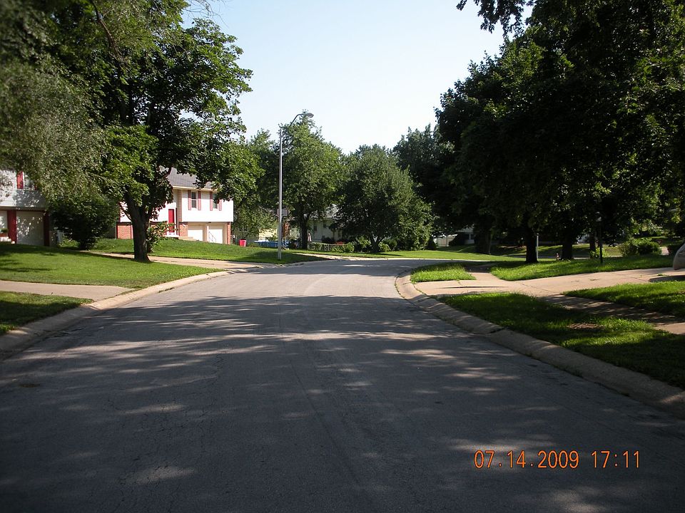 street scene south