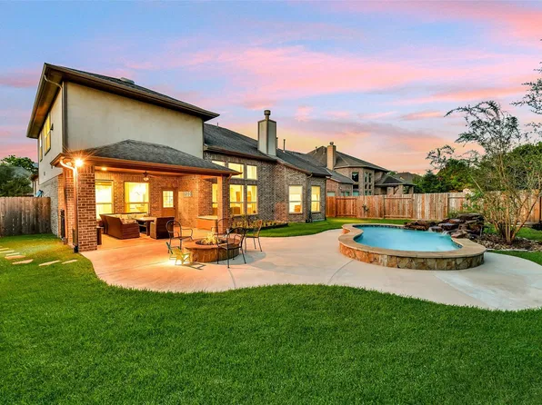 16107 Cottage Timbers Ct, Houston, TX 77044