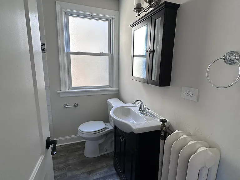 733 Elm St #32 — Photo 4