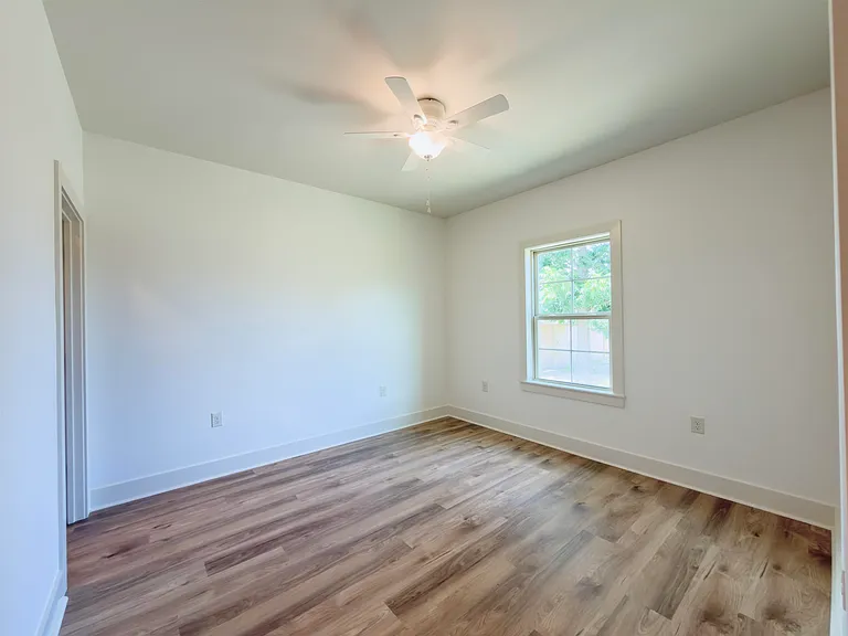 410 A Camellia Dr — Photo 5