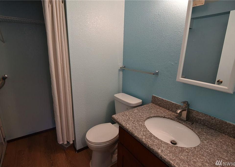 1st image of 12424 NE 145th St APT C17