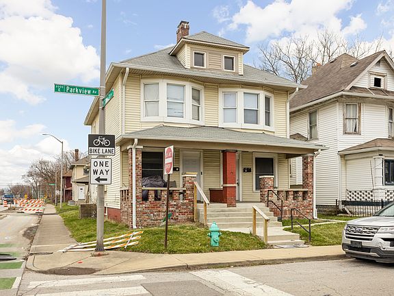 3rd image of 273 Parkview Ave